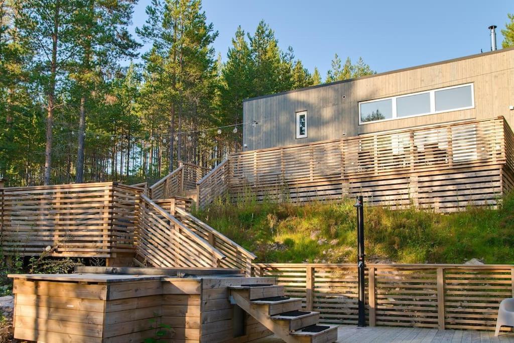 Tretoppen - Ny Moderne Hytte, Unike Finnskogen Torsby Exterior photo